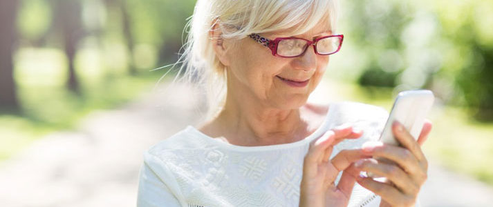 Choisir smartphone  pour une personne âgée